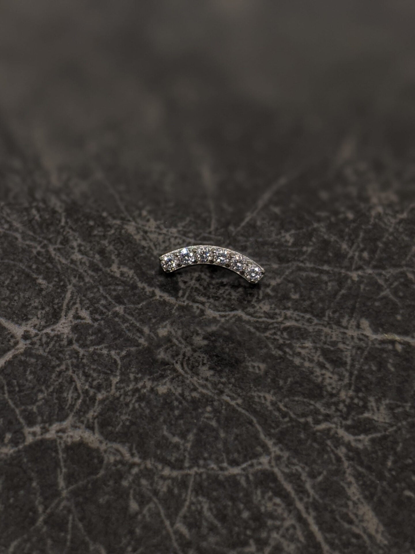 Bracket gems image 0