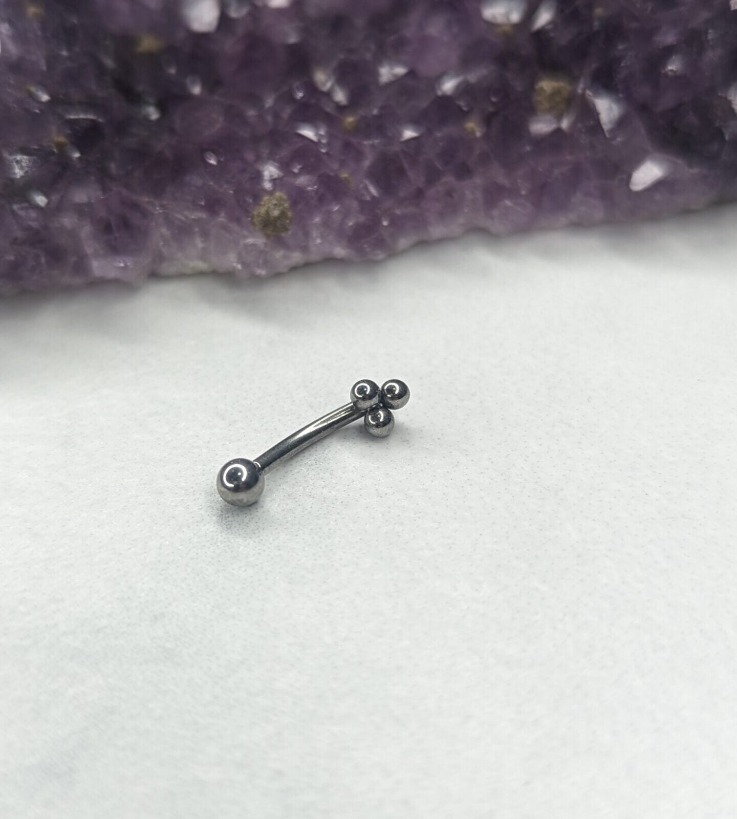 Trinity beads curved bar image 0