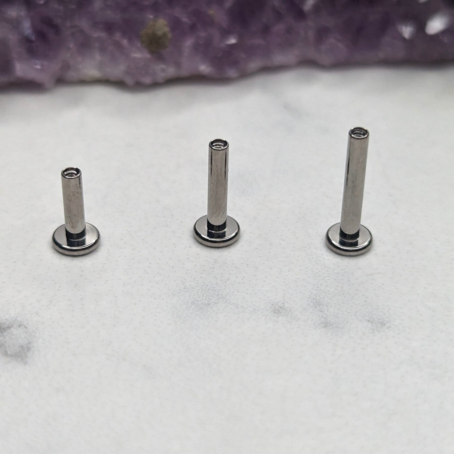 Labret bar 1,6mm image 1