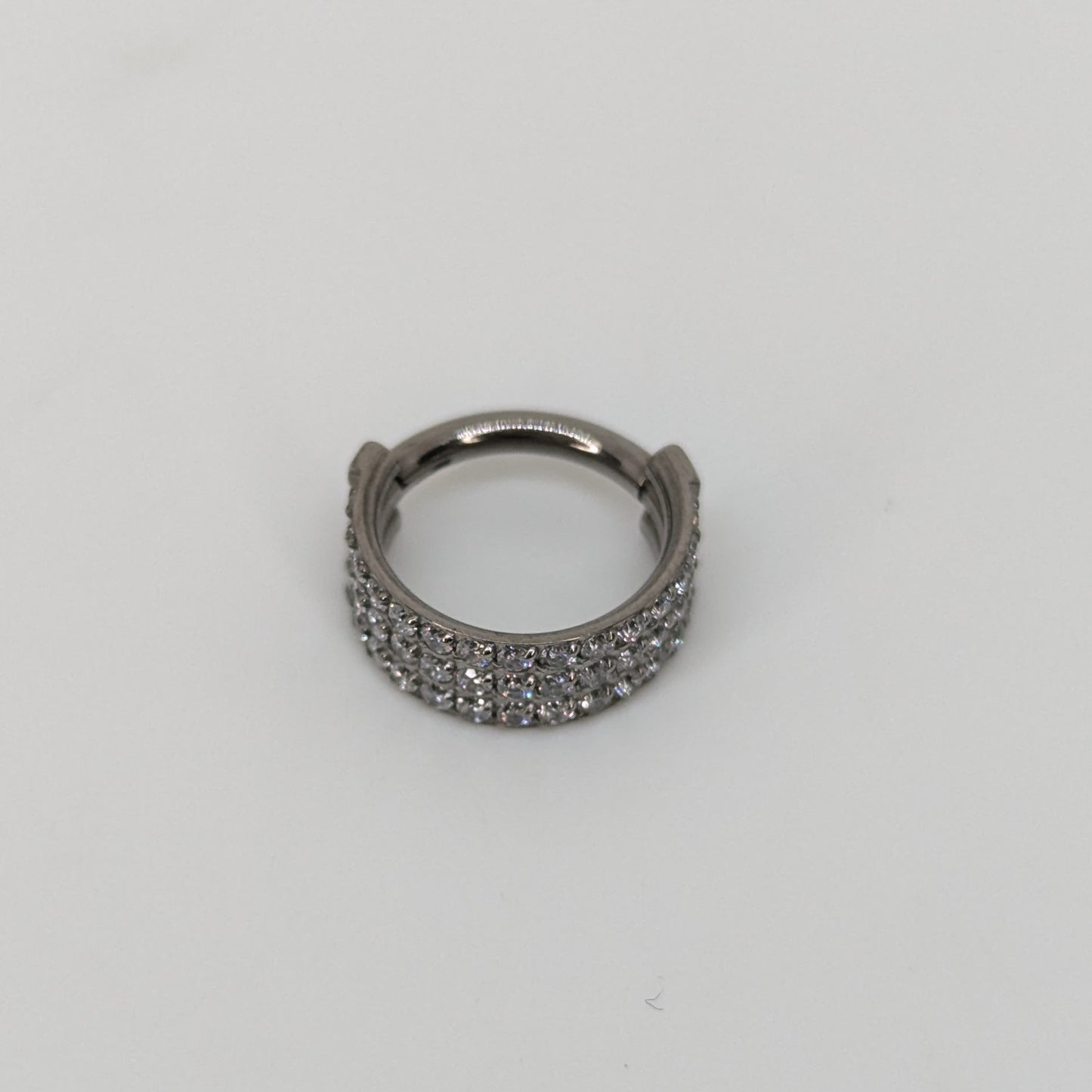 Wide band clicker - 8mm image