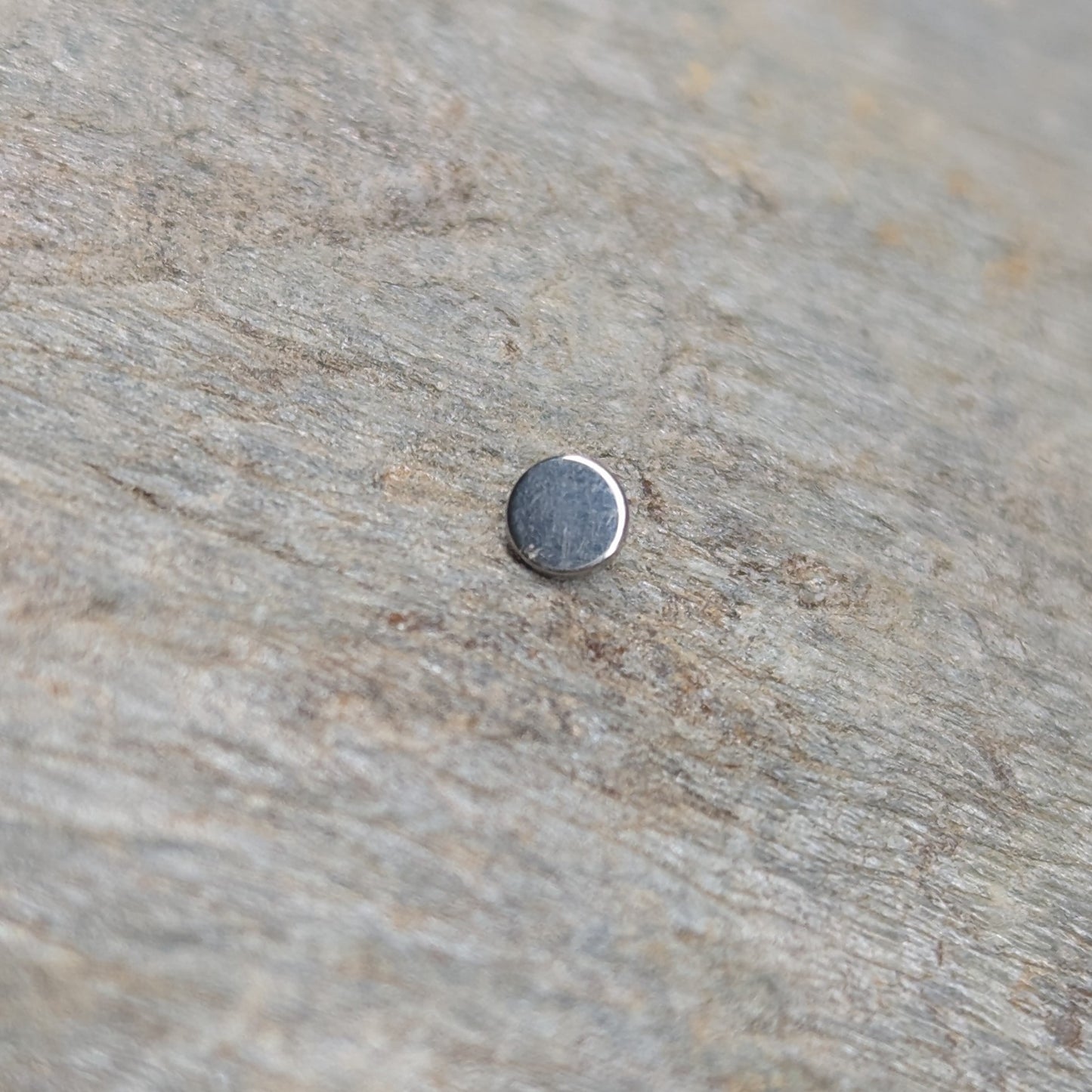 Plain disk - 0,9x3mm image