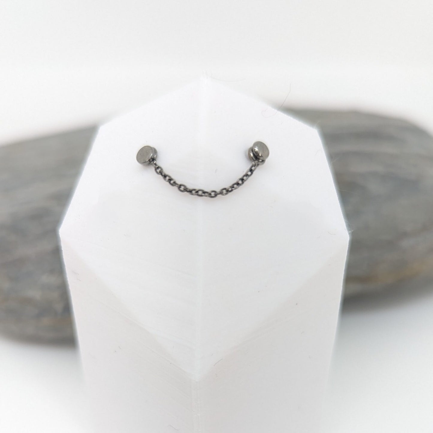 Single chain image 0