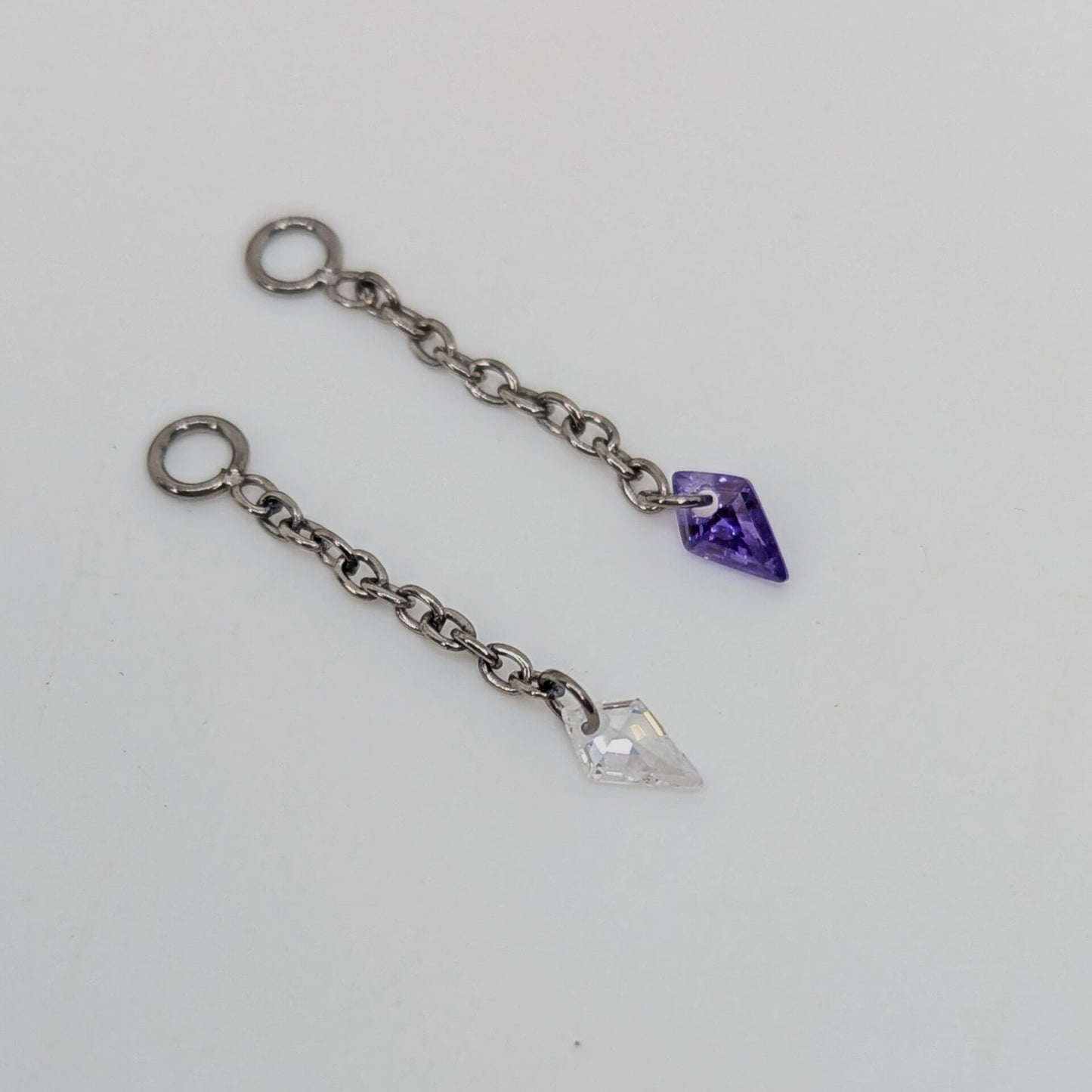 Kite chain charm image 0