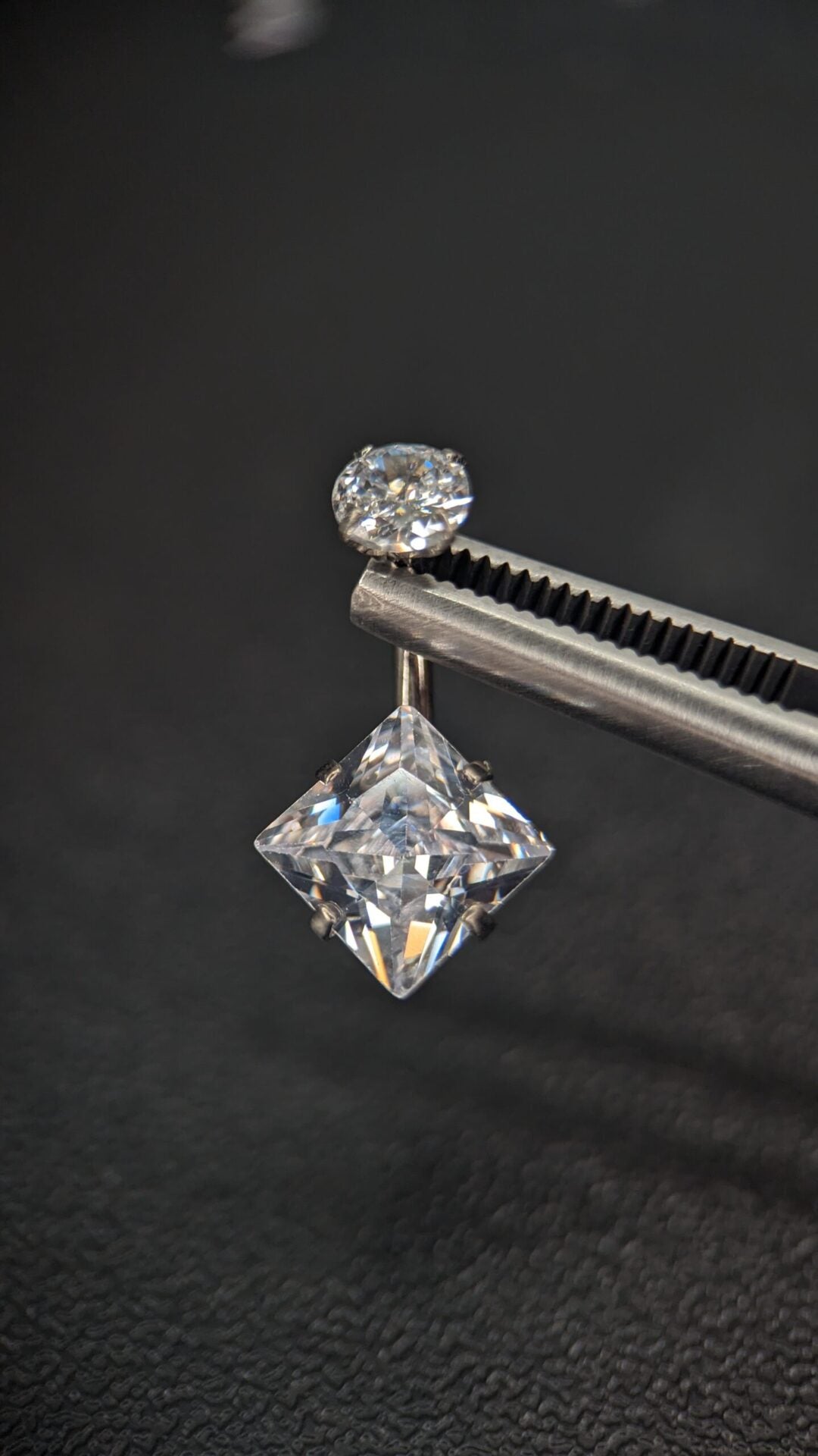 Diamond shape navel bar image 0