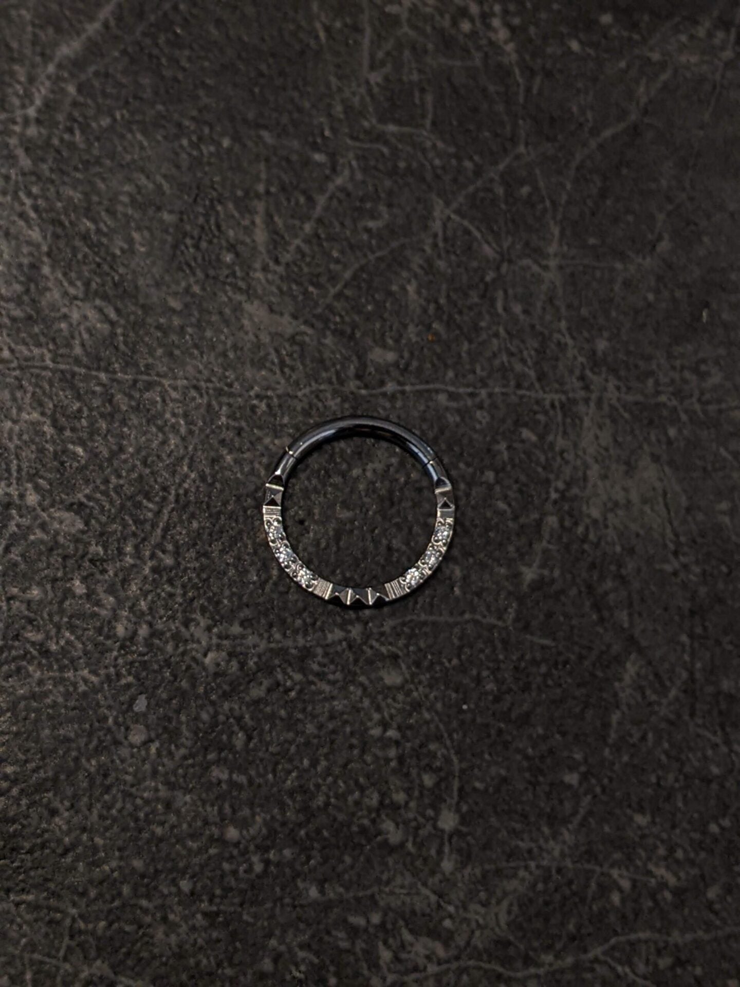 Studs and gems clicker image 0