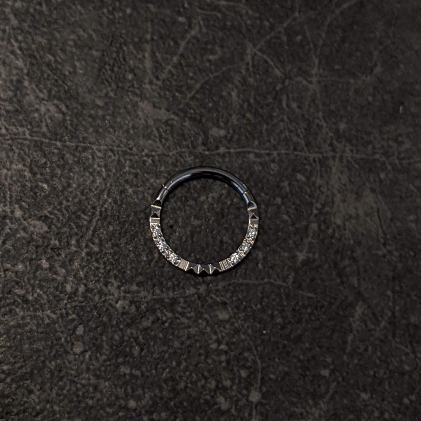 Studs and gems clicker image 0