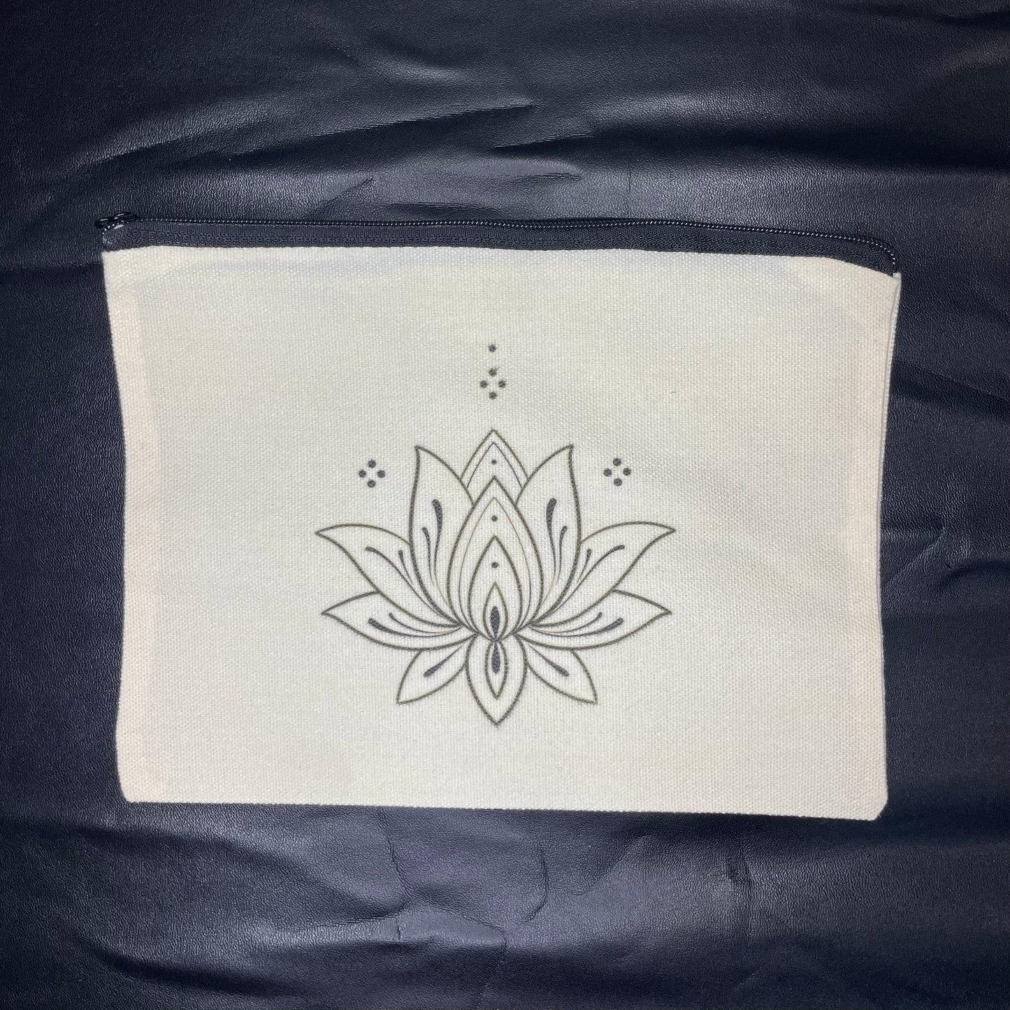 Pochette con motivi ornamentali