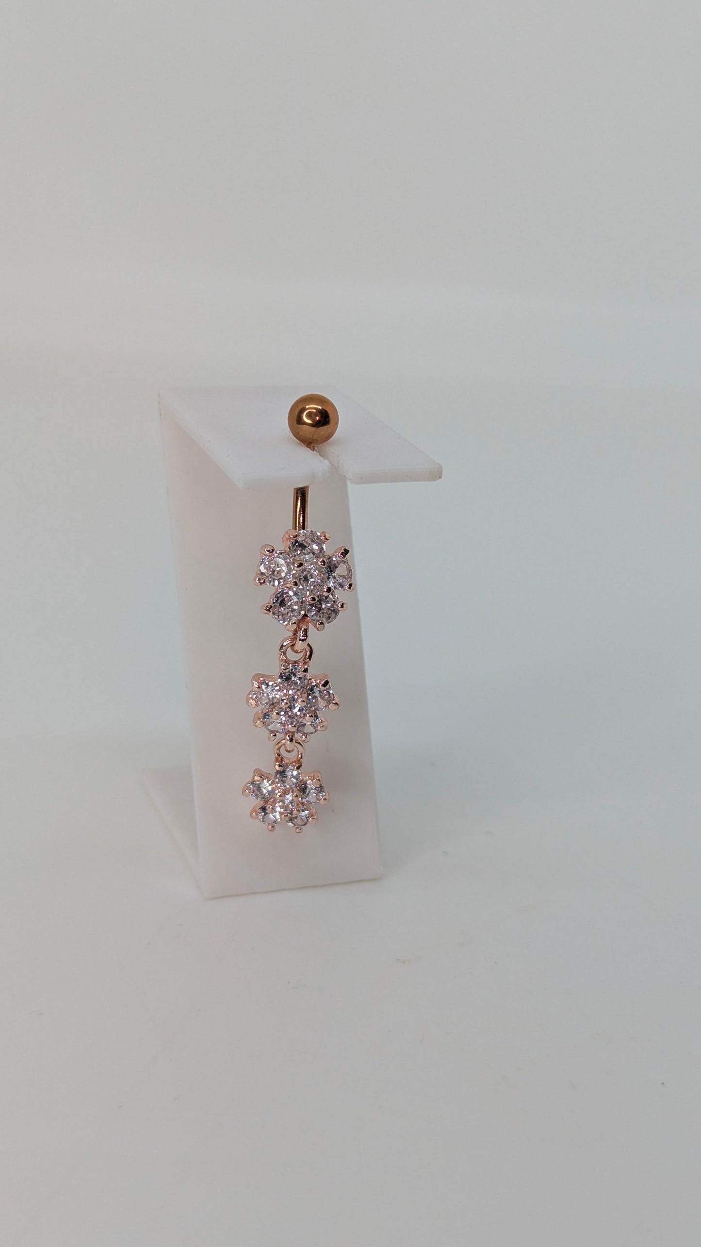 Dangling flowers navel bar