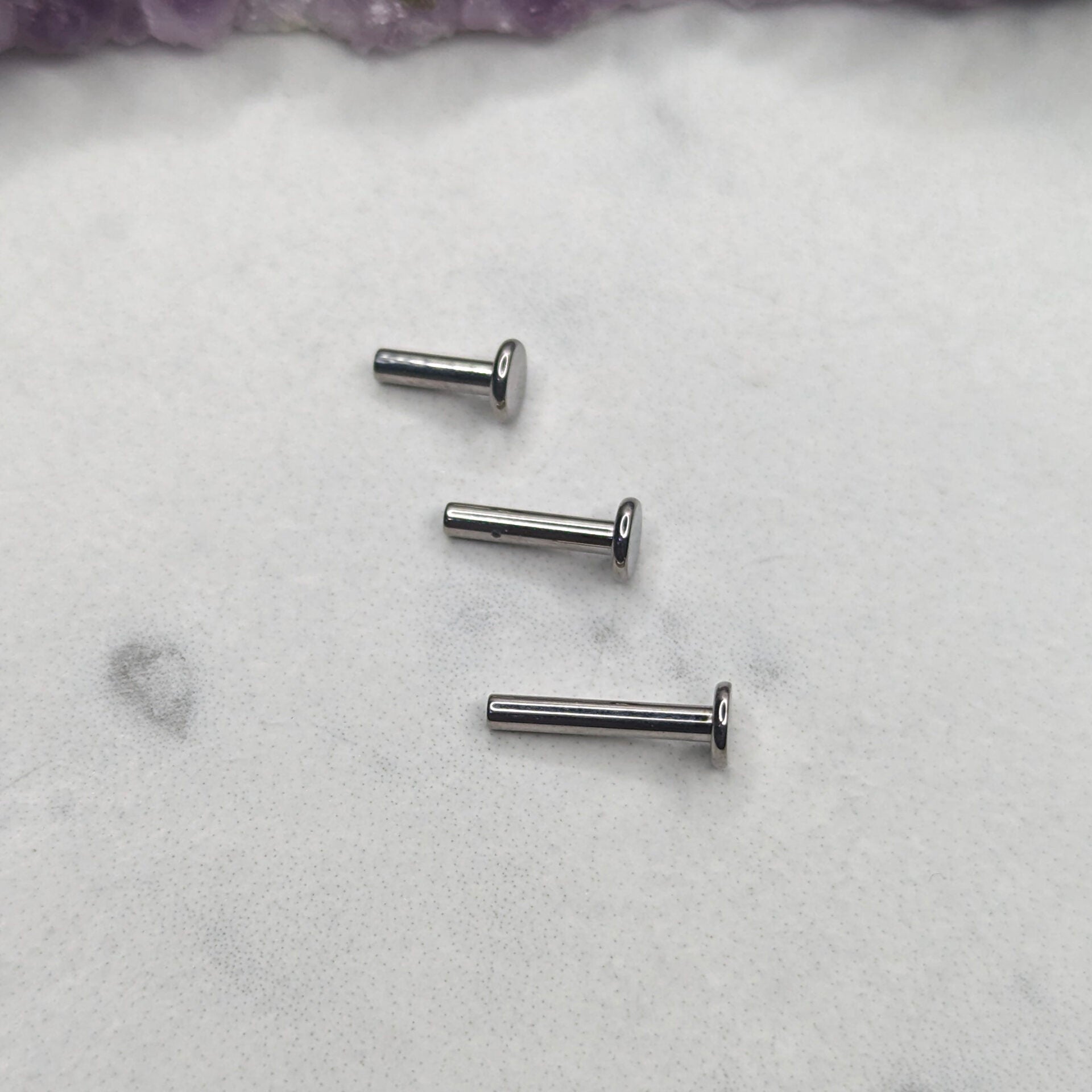 Labret bar 1,6mm image 2