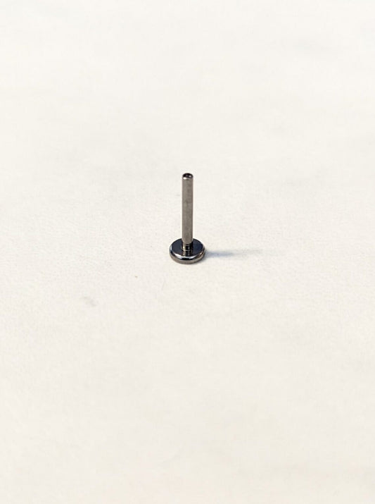 Labret bar image 0