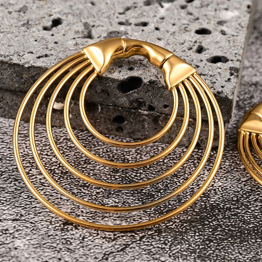 Multiple rings PVD gold image 0