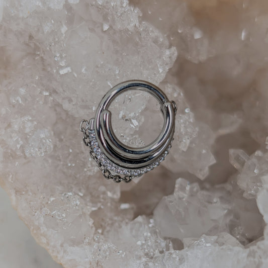 Graduated clicker with chain