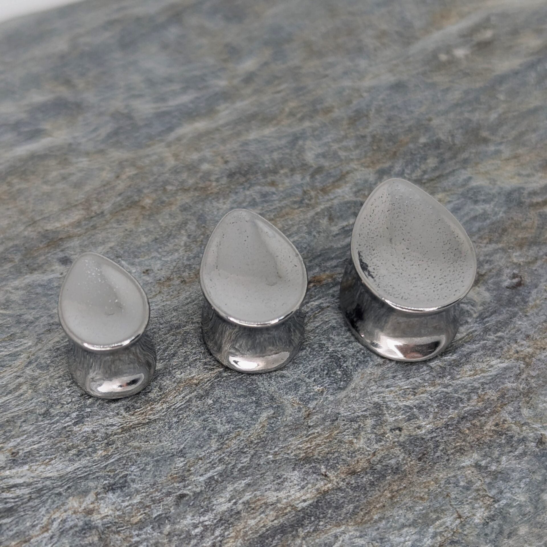 Drop plug image 1
