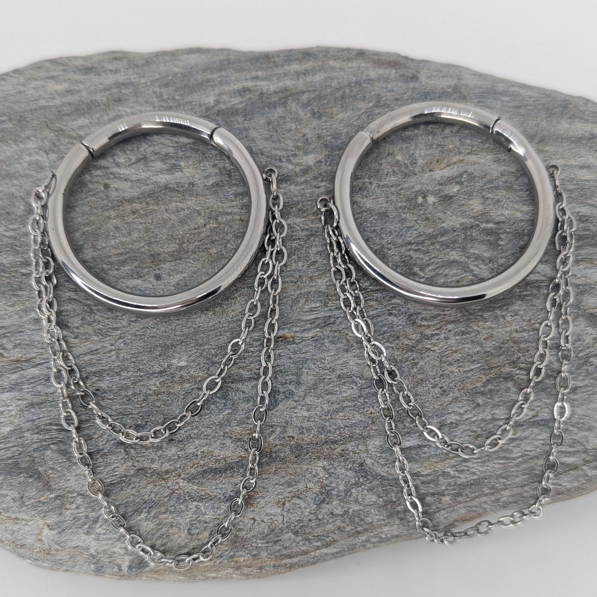 Hanging Chain Clicker 4mm image 1
