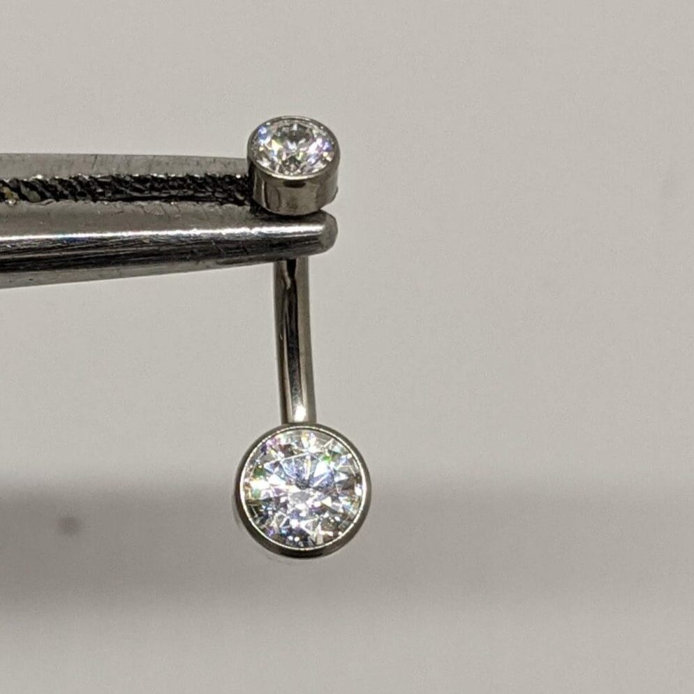 Bezel navel bar