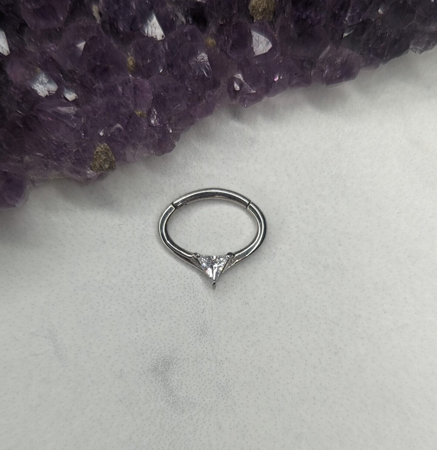 Oval triangle clicker image 0