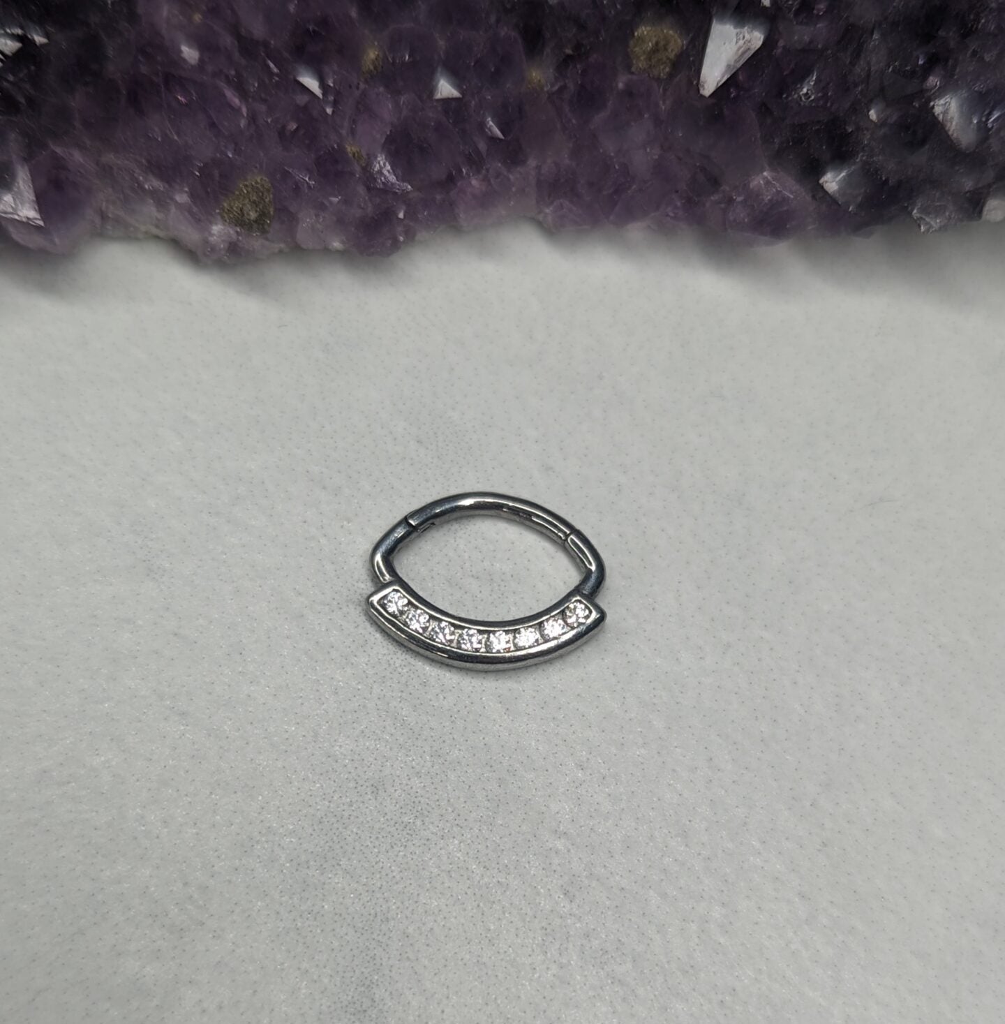 Oval gem clicker image 0