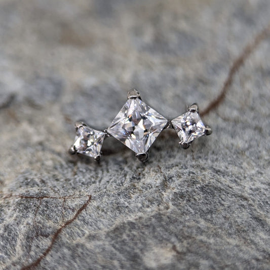 Square cluster image 0