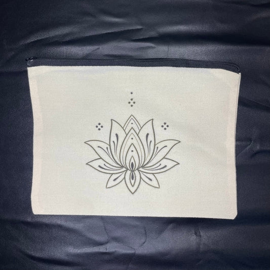 Pochette con motivi ornamentali