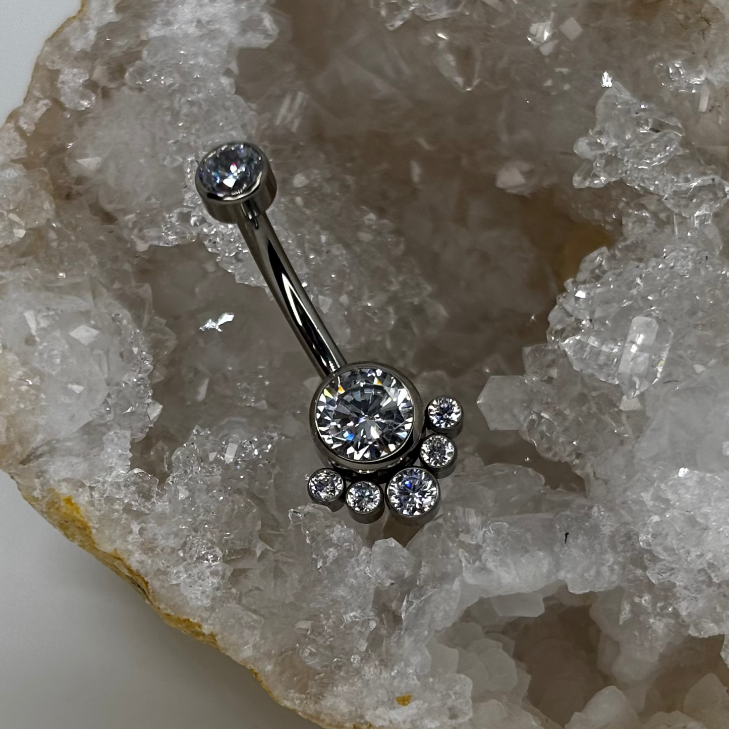 Shiny navel bar